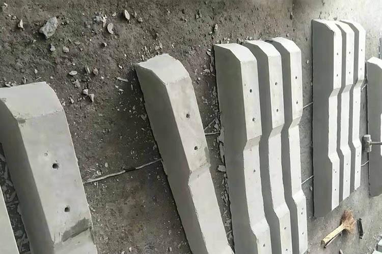 螺栓压板式矿用轨枕